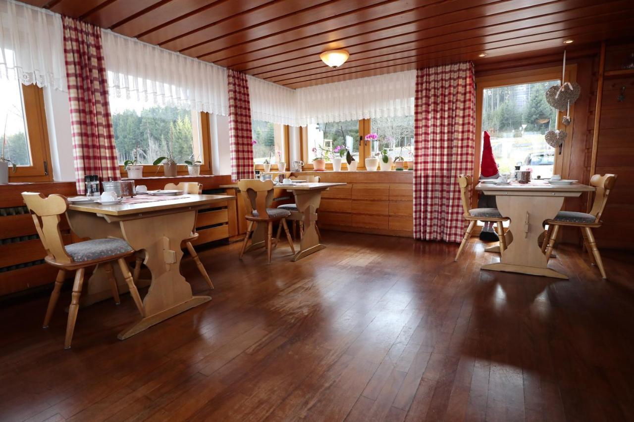 Hoehenpension Glashuette Bed&Breakfast Fruehstueckspension Hotel Garni ボンドルフ・イム・シュヴァルツヴァルト エクステリア 写真