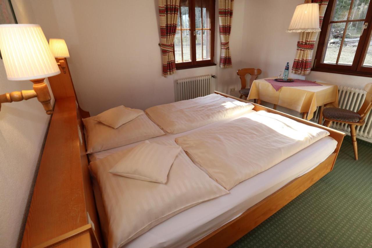 Hoehenpension Glashuette Bed&Breakfast Fruehstueckspension Hotel Garni ボンドルフ・イム・シュヴァルツヴァルト エクステリア 写真